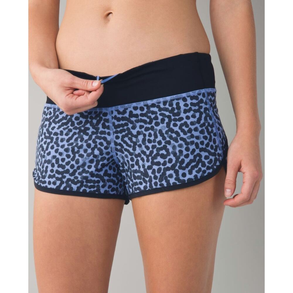 Lululemon Speed Up Short Size 2 Ace Spot Lullaby Black 2.5" - Picture 5 of 9